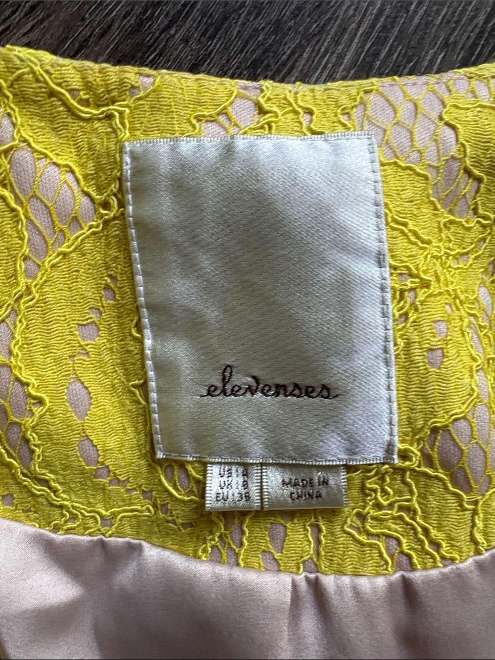 Anthropologie Y2K Yellow Lace Cropped Blazer - Picture 2 of 10